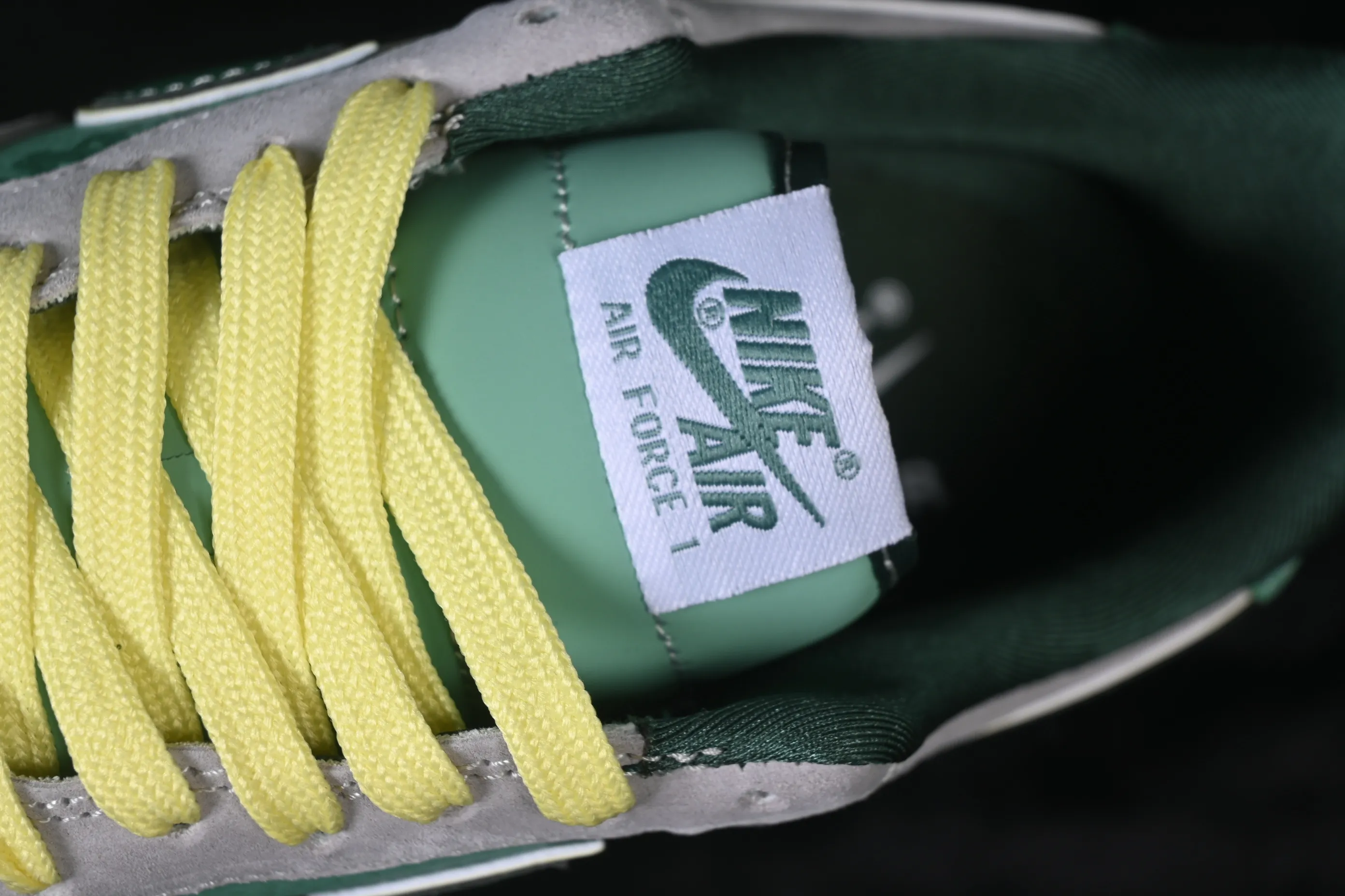 All categories Nk Air Force 1 Air Force series Nk Air Force 1 Low Air Force low-top Nike Air Force 1'07 Low Stussy co-branded Green Gray Pig Eight Air Force 1 low-top casual sneakers SS1979-007
